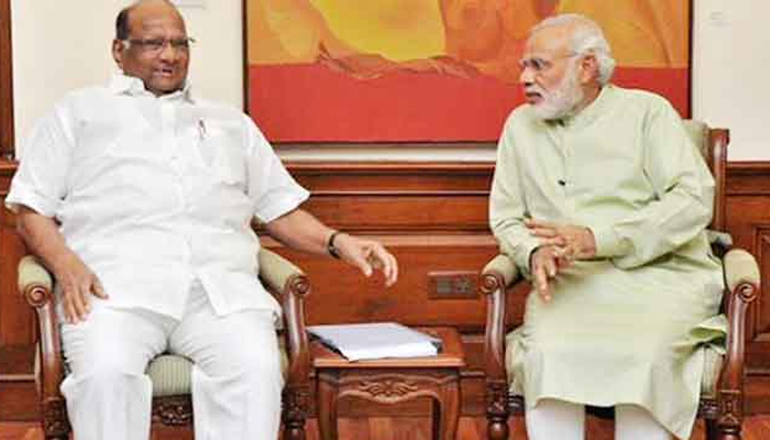 शेतकऱ्यांना कर्जमाफीसाठी शरद पवारांनी घेतली मोदींची भेट