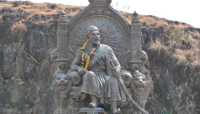 शिवाजी महाराजांच्या पुण्यतिथी निमित्ताने 563 कोटींच्या विकास कामांचा शुभारंभ मुख्यमंत्र्यांच्या हस्ते