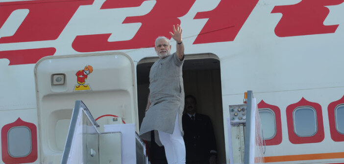 मोदींनी 3 वर्षांत केले 56 परदेश दौरे