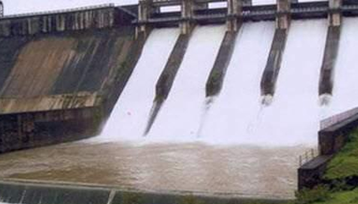 धरणातील गाळाचा उपयोग आता शेती सुपिकतेसाठी धरणातील गाळाचा उपयोग आता शेती सुपिकतेसाठी