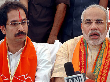‘मन की बात काय करता ?  गन की बात करा !’