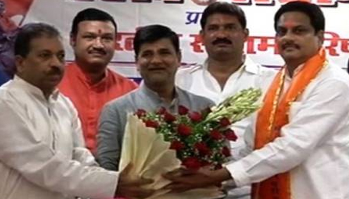 माजी मंत्री सुबोध मोहिते यांचा कॉंग्रेसला रामराम, शिवसंग्राममध्ये प्रवेश