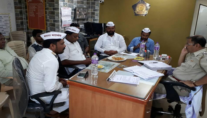 शेतकरी महासंघाच्या कार्यकर्ते पोलिसांच्या ताब्यात
