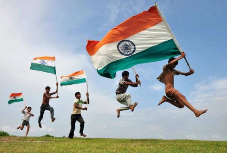 देशभरात साजरा झालेल्या स्वातंत्र्यदिनाची पाहा फोटो गॅलरी !