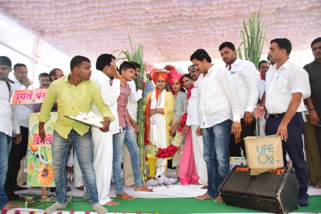 मजूरांचे नेतेपद मंत्री पदापेक्षाही मोठे – पंकजा मुंडे