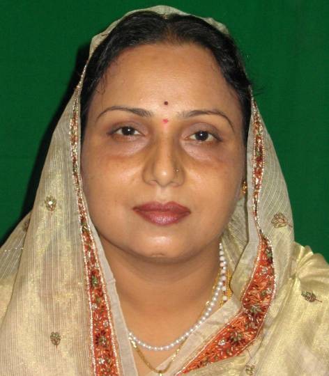 राष्ट्रवादीच्या माजी खासदार निवेदिता मानेंचा शिवसेनेत प्रवेश, “त्यामुळे मी राष्ट्रवादी सोडली !”