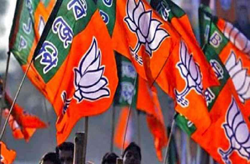 धुळ्यात महापौरपदासाठी अनेकांची नावे चर्चेत, ‘यांचं’ पारडं जड !