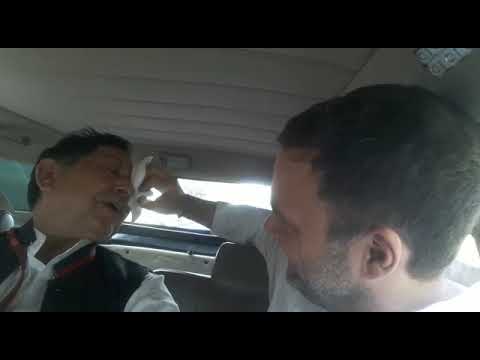 राहुल गांधींचं माणूसपण, अपघातग्रस्त पत्रकाराला मदतीचा हात! VIDEO