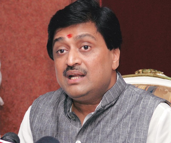 आगामी विधानसभा निवडणूक लढवण्याबाबत अशोक चव्हाणांचं मोठ वक्तव्य!