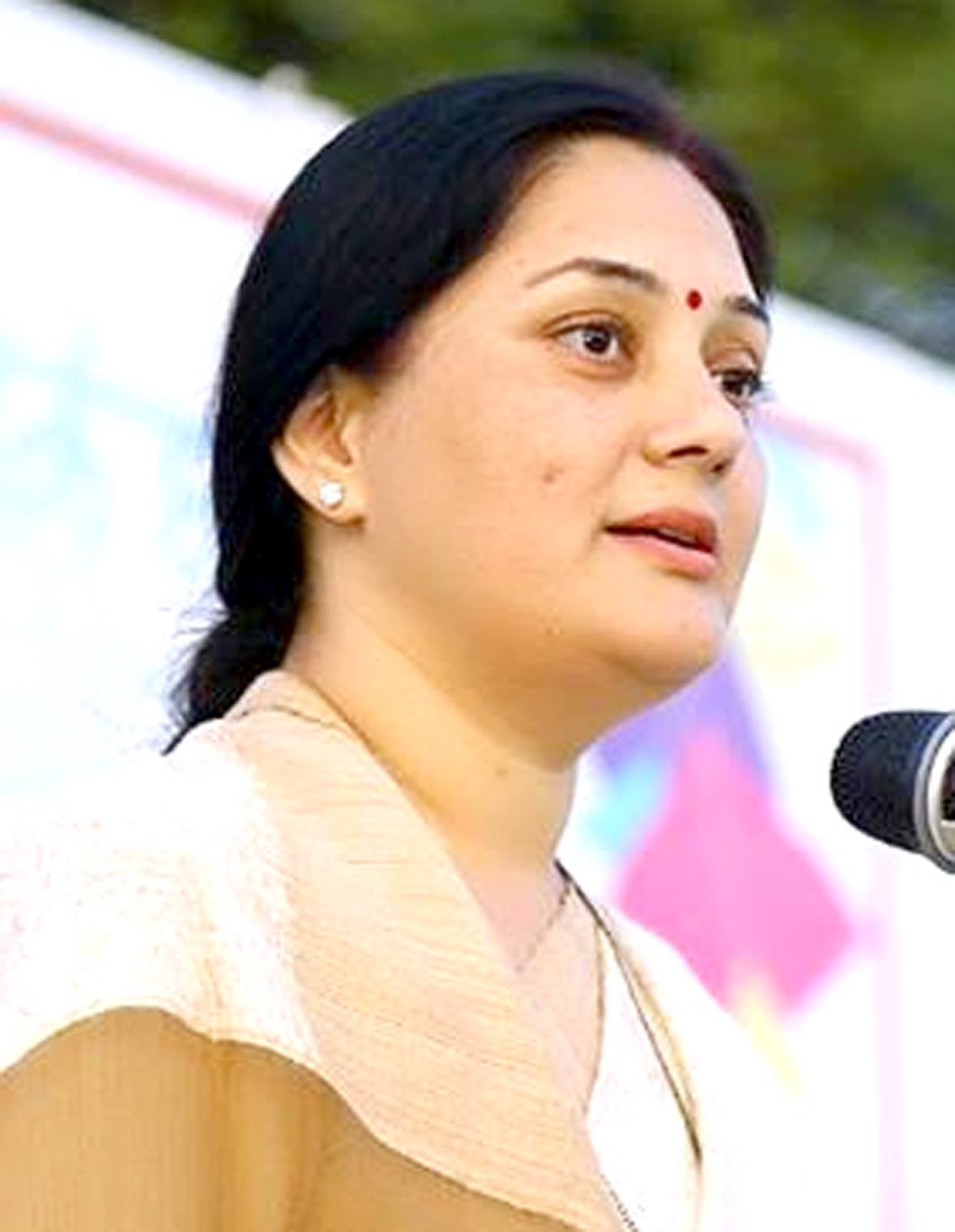 भाजप आमदार संगीता ठोंबरेंच्या अडचणीत वाढ, गुन्हा दाखल करण्याचे कोर्टाचे आदेश!