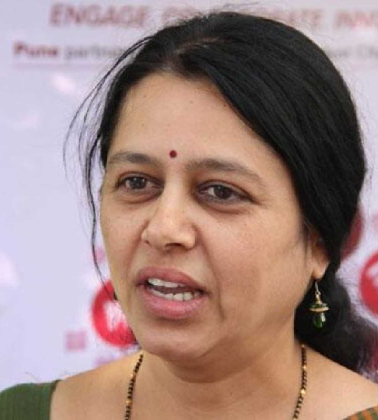 विधानसभा निवडणुकीत डावललं, कार्यकारिणीतही स्थान नाही, भाजप नेत्या मेधा कुलकर्णी नाराज? विधानसभा निवडणुकीत डावललं, कार्यकारिणीतही स्थान नाही, भाजप नेत्या मेधा कुलकर्णी नाराज?