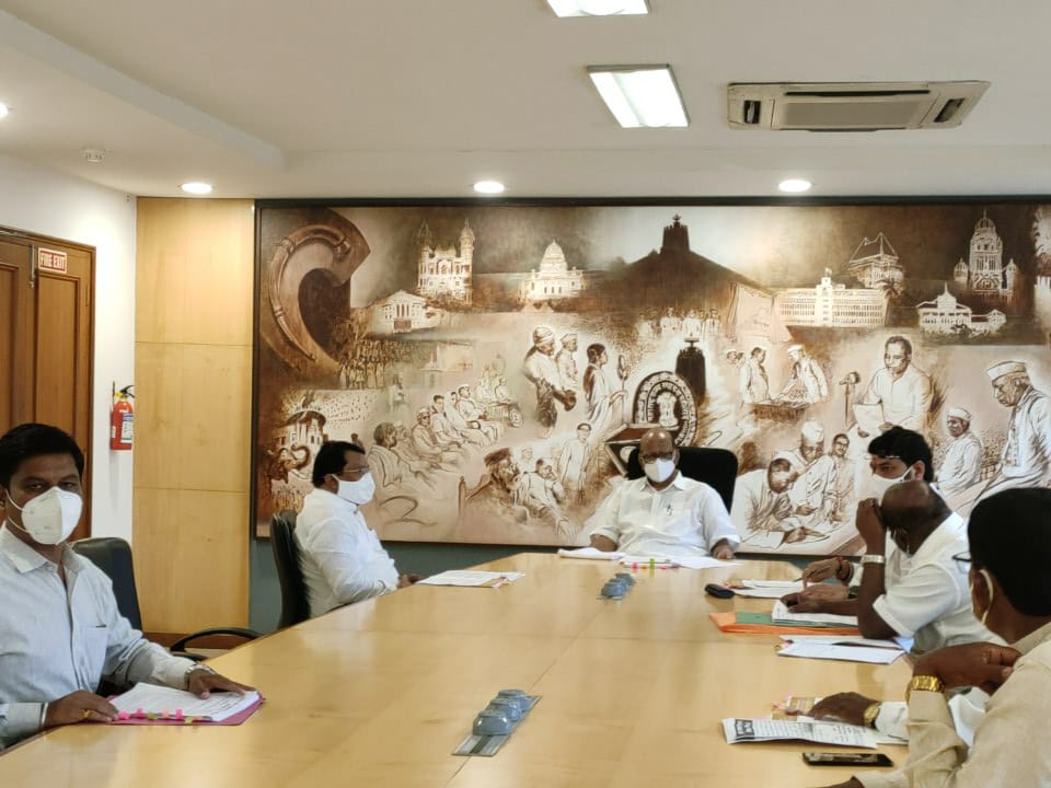 शरद पवार, धनंजय मुंडे, विजय वड्डेटीवार यांच्या उपस्थितीत  विमुक्त जाती व भटक्या जमातीच्या मुला-मुलींच्या शिक्षणाबाबत महत्त्वाची बैठक !